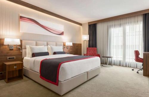 Esenyurt Hotel | Ramada by Wyndham Beylikduzu