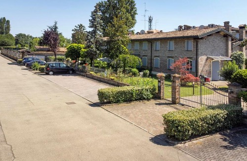 Crocetta-San Lazzaro-Modena Est Apartment | Residence Antico Borgo