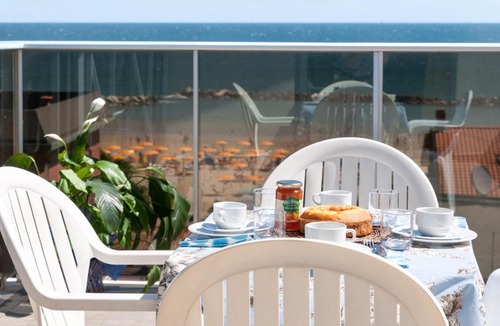 Torre Pedrera Apartment | Residence Sottovento