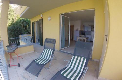 Lierna Apartment | Residence White Beach