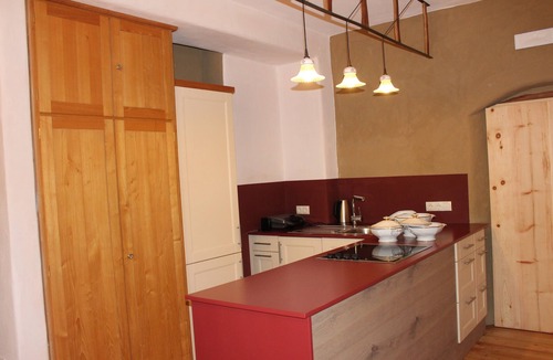 Tesimo Apartment | Romantic vacation apartment on a historic estate