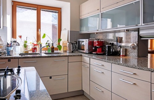 Sluderno Apartment | Room 'Zirbensuite Zi 1' with Mountain View, Shared Garden and Balcony