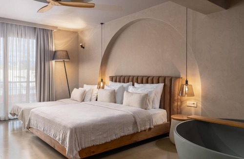 Fethiye City Center Hotel | Roome