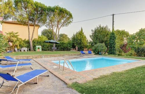 Lucignano Apartment | Secret Haven