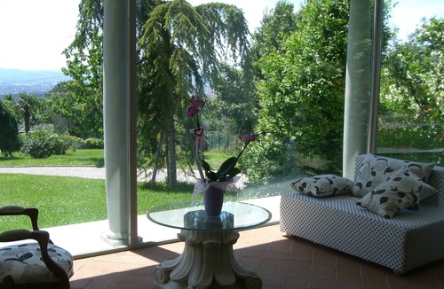 Prato Villa | Serena Bed and Breakfast, A small corner of paradise in the Tuscan hills