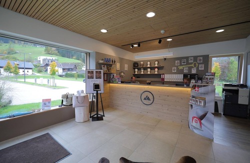 Hinterstoder Apartment | Spacious 3-Bedroom Alpine Apartment for 7 Guests