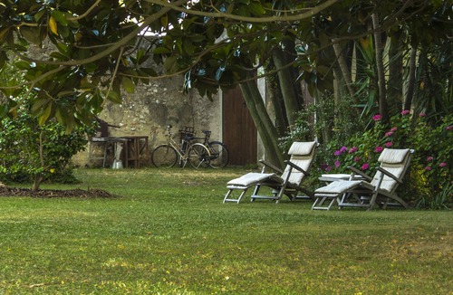 Avane Apartment | Stay, think and relax. Extended layout. 15' drive from Pisa, Lucca and the beach