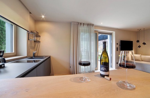 Parcines Apartment | Studio Apartment "Casa Sonngart" with Mountain View, Private Pool & Wi-Fi