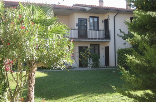 Lazise Apartment | Studio with pool for 6 people