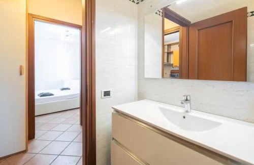 Prato Apartment | SUITE con 2 Balconi - 6 Guest