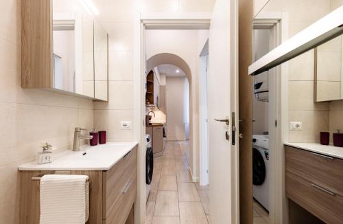Bergamo Apartment | The Bronze Rose