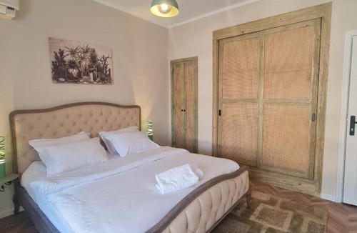 Gezira Apartment | The Pineapple Studio Central Zamalek