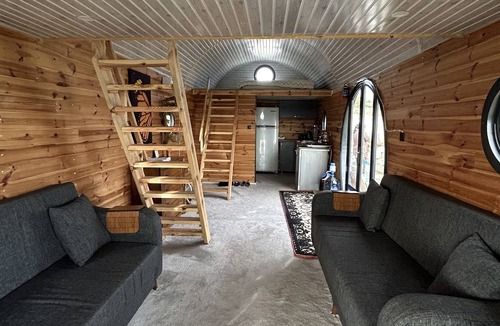 Kumburgaz Ski Chalet | Tiny House