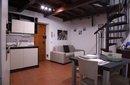 Lierna Apartment | Tom e Jerry