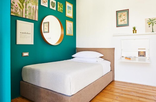 Centro Storico Apartment | Tropical Micro Studio with Terrace and Duomo Views