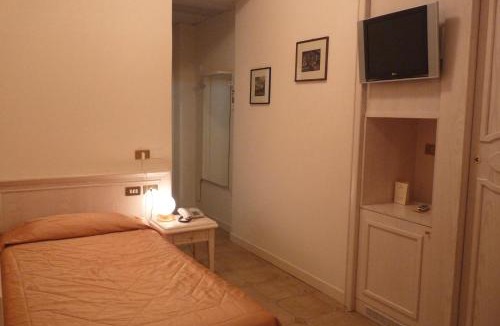 Pinarella Hotel | Universal Hotel