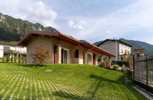 Crone Villa | Villa by Lake Idro with Mountain Views