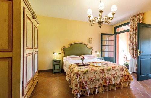 Querce Other | VILLA ELISA