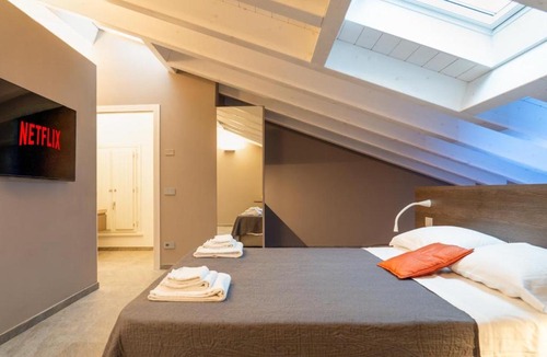 San Faustino-Madonnina-Quattroville House | Villa Eliseo Luxury Suites