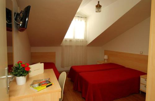 Rivabella Bed & Breakfast | Villa Lauda B&B