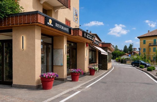 Romeno Hotel | VILLA NUOVA