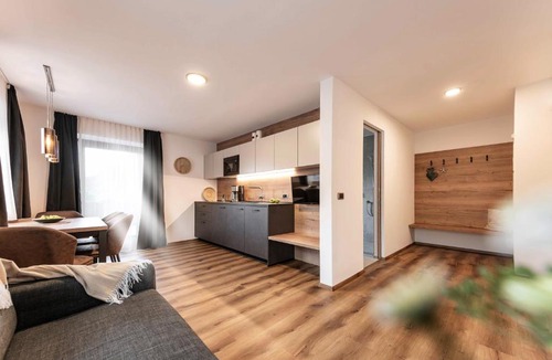 Gais Hotel | Wonga Apartments