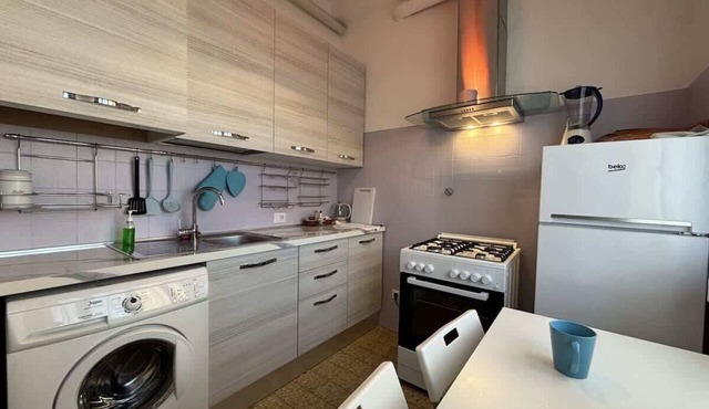 Apartment few steps from the lake - Larihome A16