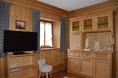 Apartment with three bedrooms and garden in Chiave