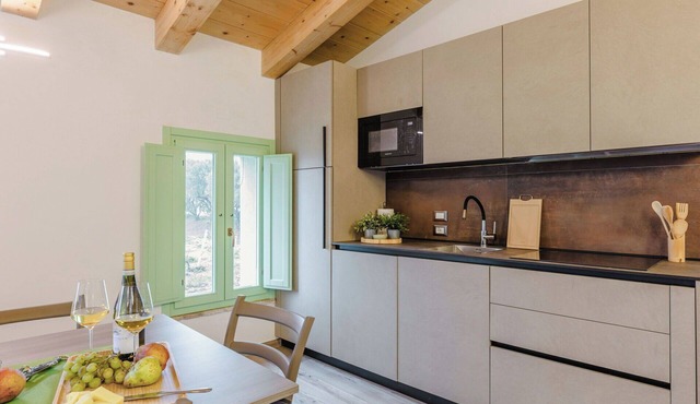 Beautiful private villa for 12 people with A/C, WIFI, TV, patio and panoramic view