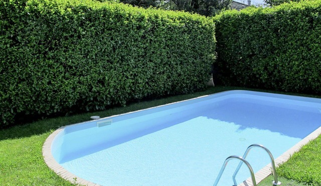 Beautiful villa for 6 people with WIFI, private pool, TV, patio and pets allowed