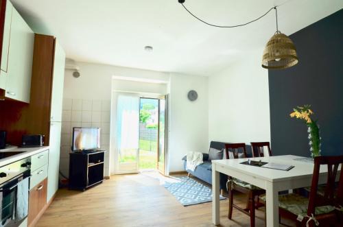 Casa Boller di TSS' - Ideale per Famiglie, Supermercato a 20m & Car Parking
