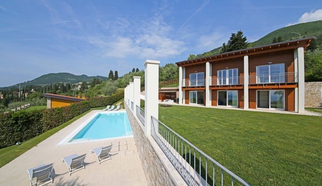 Casa Delle Arche - Five Bedroom Villa, Sleeps 10