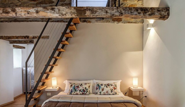 Casa Seta II, Cascine Crema: A 300-year-old stone house full of charm, with a 20x14 m pool