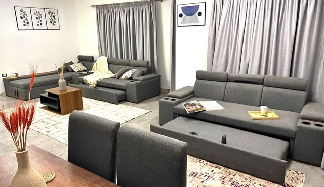 Charming 3 Beds Apartment in elegant Villa Prime Location in Shorouk City