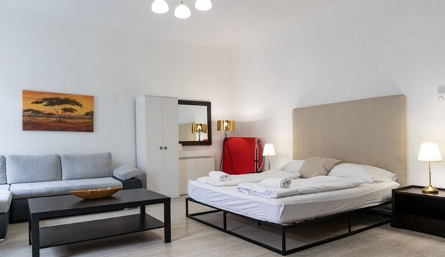 Comfortable & Spacious 2BR Apart Extended Stays