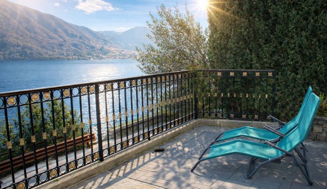 Emilia's Lakeview Terrace