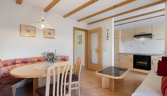 Grafaierhof Apartment "Schwan" with Mountain View