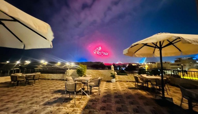 House Pyramids View Hotel