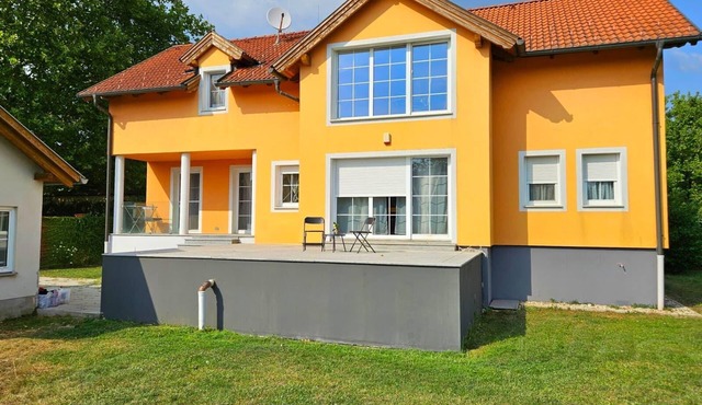 Idyllic vacation home in Parndorf