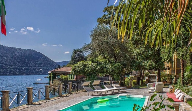 Luxurious waterfront private villa