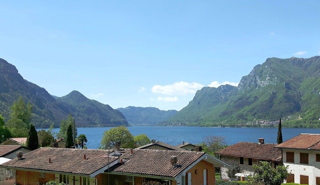 Nice apartment for 6 people with WIFI, TV, balcony and pets allowed