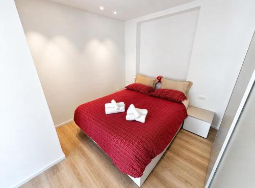 Nuovo Loft in centro città più terrazzo vista fiume