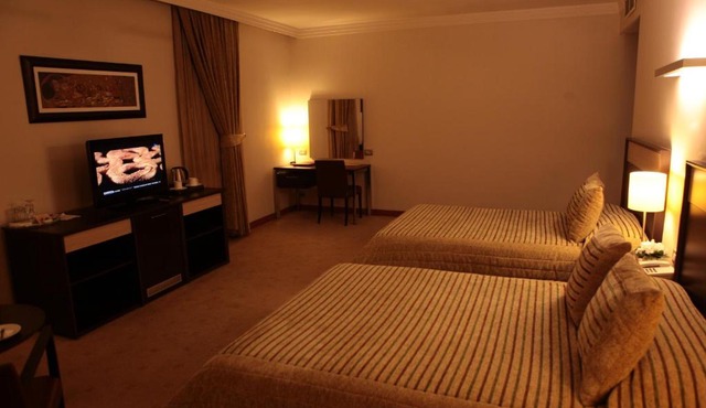 samyeli hotel