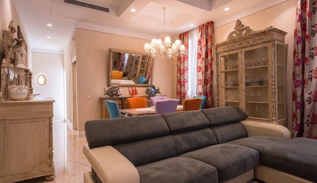 Villa with Private Garden & Parking - A Relaxing Thermal Spa Getaway