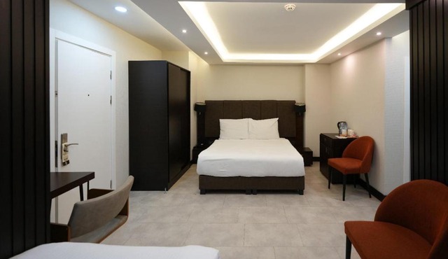 Visse Hotel