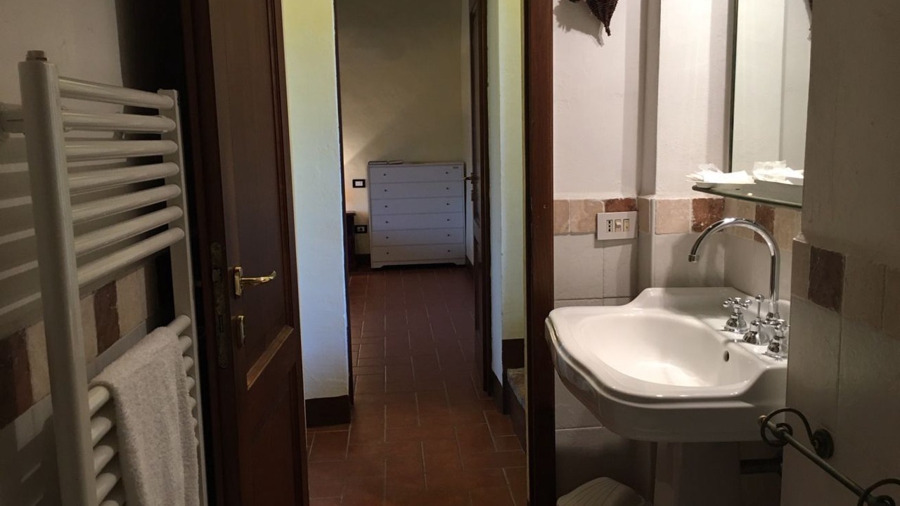 Photo of Bathroom in Gello